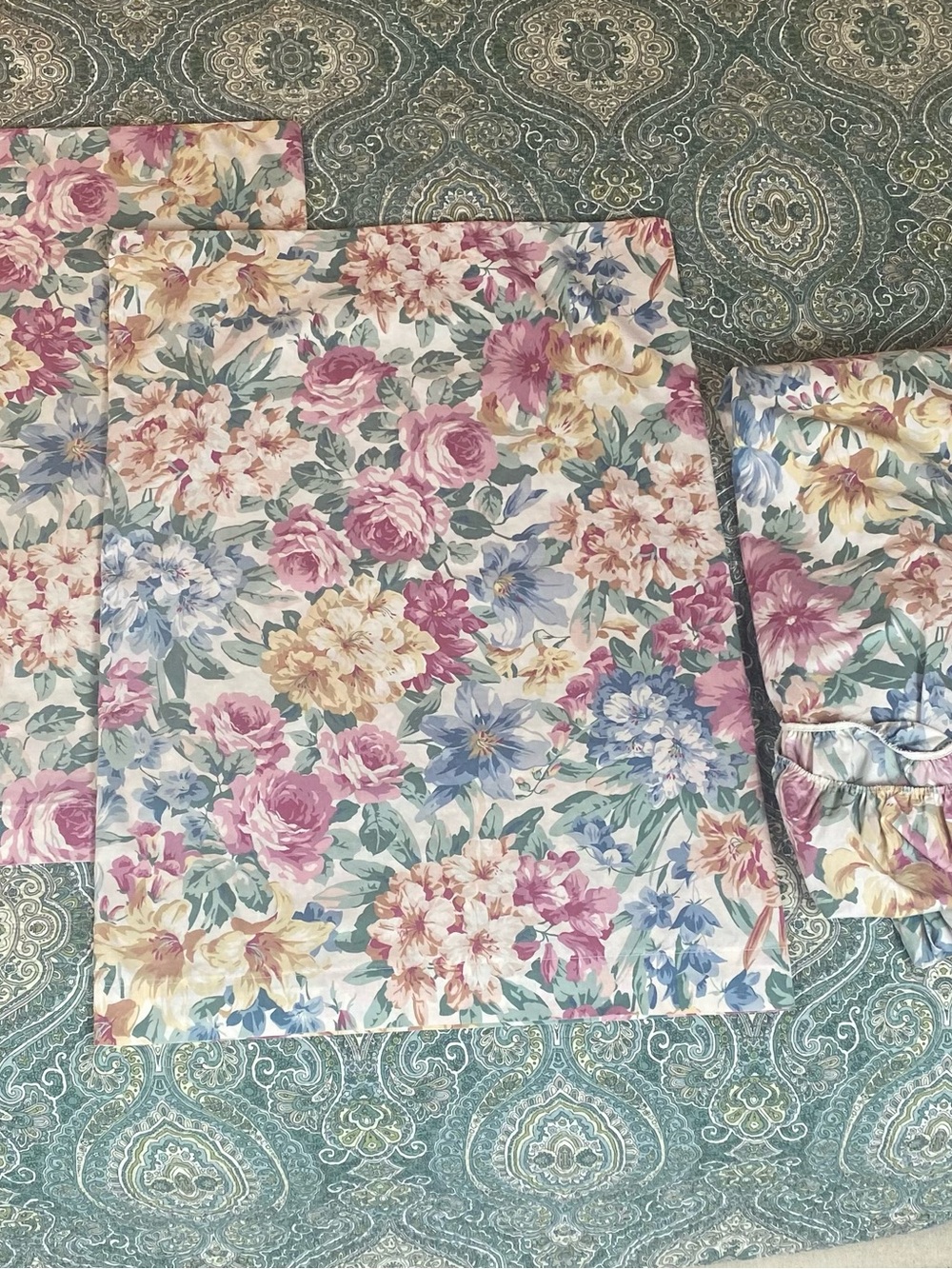 Vintage Springmaid Sheet and Pillow cases Floral Cottagecore